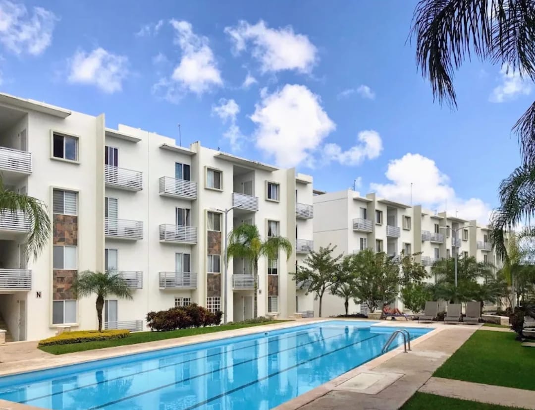 Renta de Casa en Jardines del Sur, Benito Juárez, Quintana Roo: Espacio y Confort
